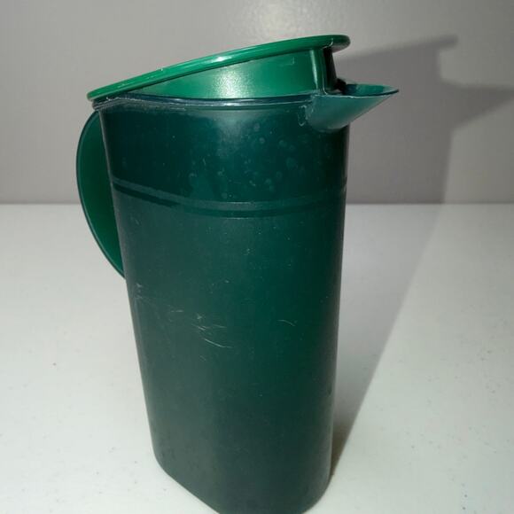 Tupperware Impressions Mini Small Rocking lid Pitcher 3535A. 500 ml Dark Green - Picture 2 of 10